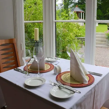 Hotel Killeen House And Rozzers Restaurant 3*