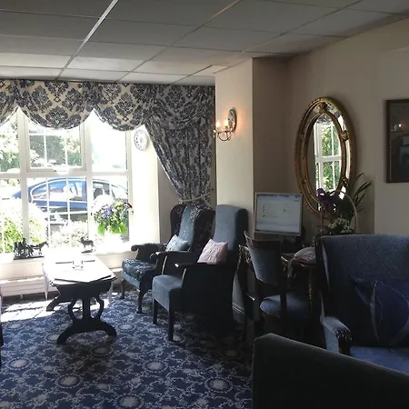 Killeen House And Rozzers Restaurant 3*